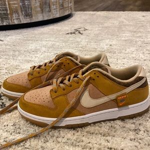 Mens Dunk Low ‘Teddy Bear ‘